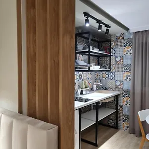 Apartment Tam Serviced Myslym Shyri No1